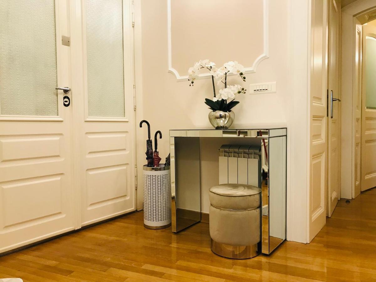 Knez Sima Jacuzzi, 3 Bedrooms, Balcony In Stari Grad Belgrad Exterior foto